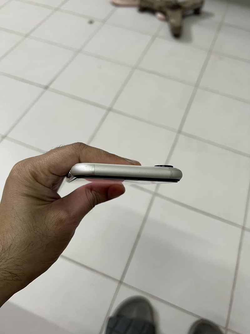 Apple iPhone 11 2