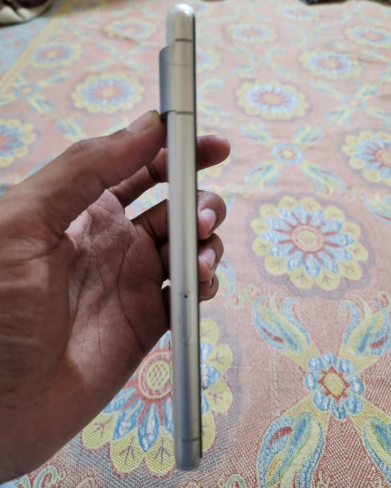 Google Pixel 7 3