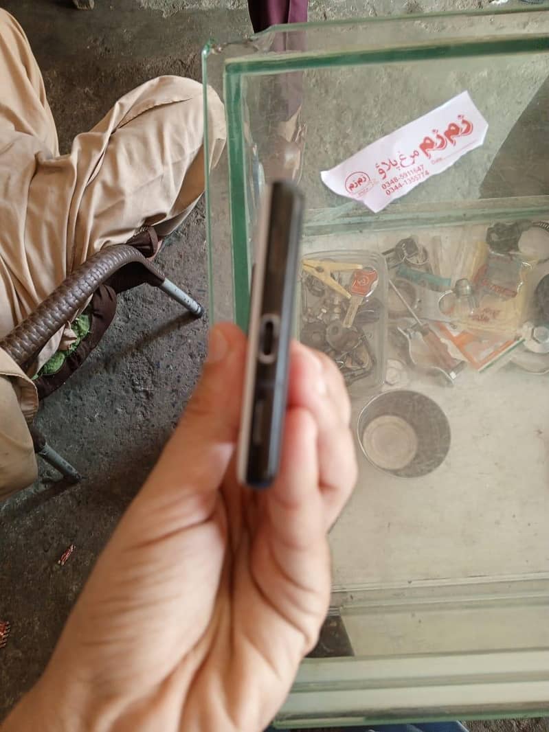 Google Pixel 6a 5