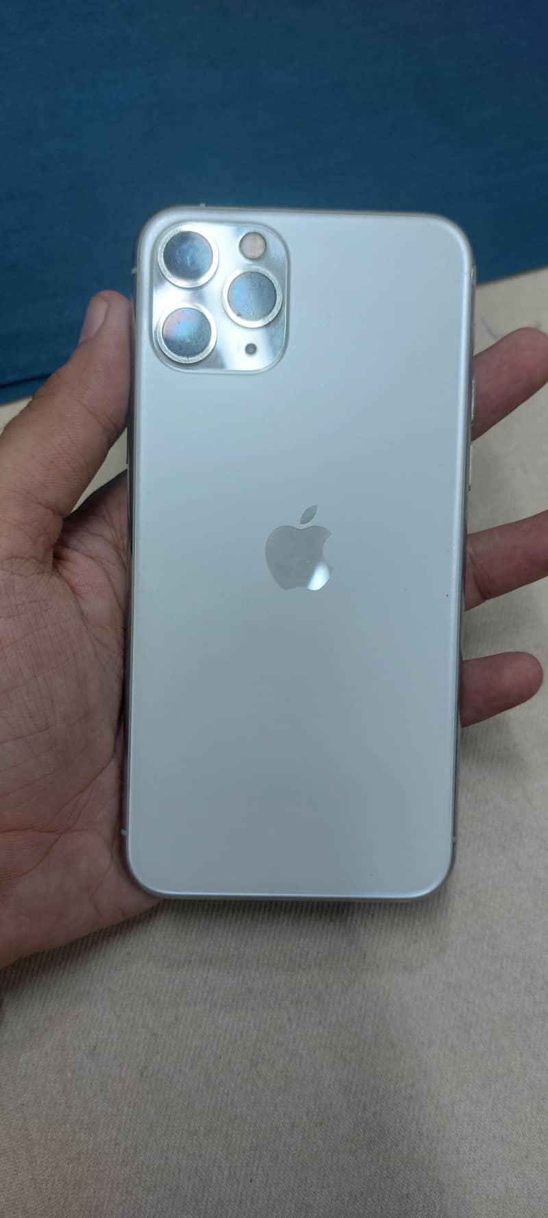 Apple iPhone 11 Pro 1