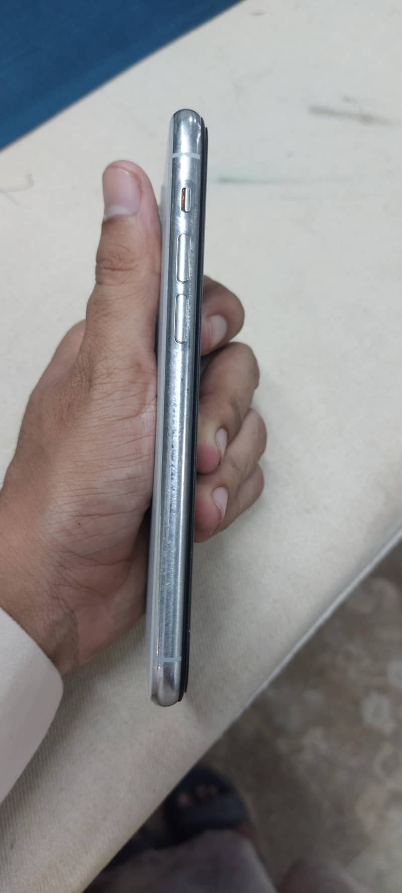 Apple iPhone 11 Pro 3