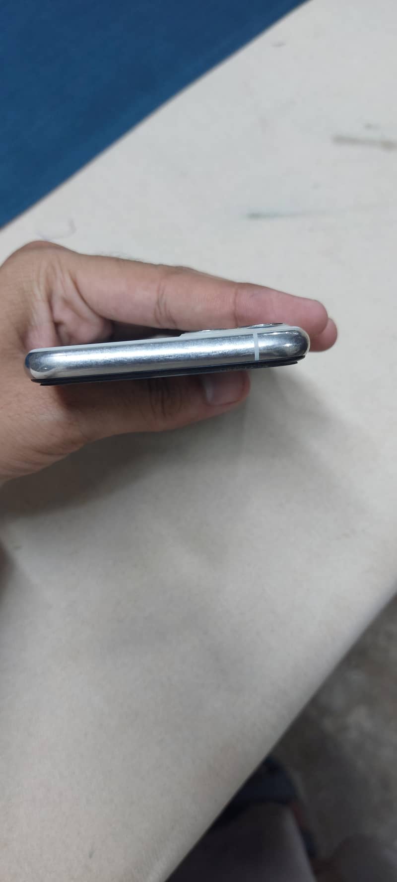 Apple iPhone 11 Pro 5