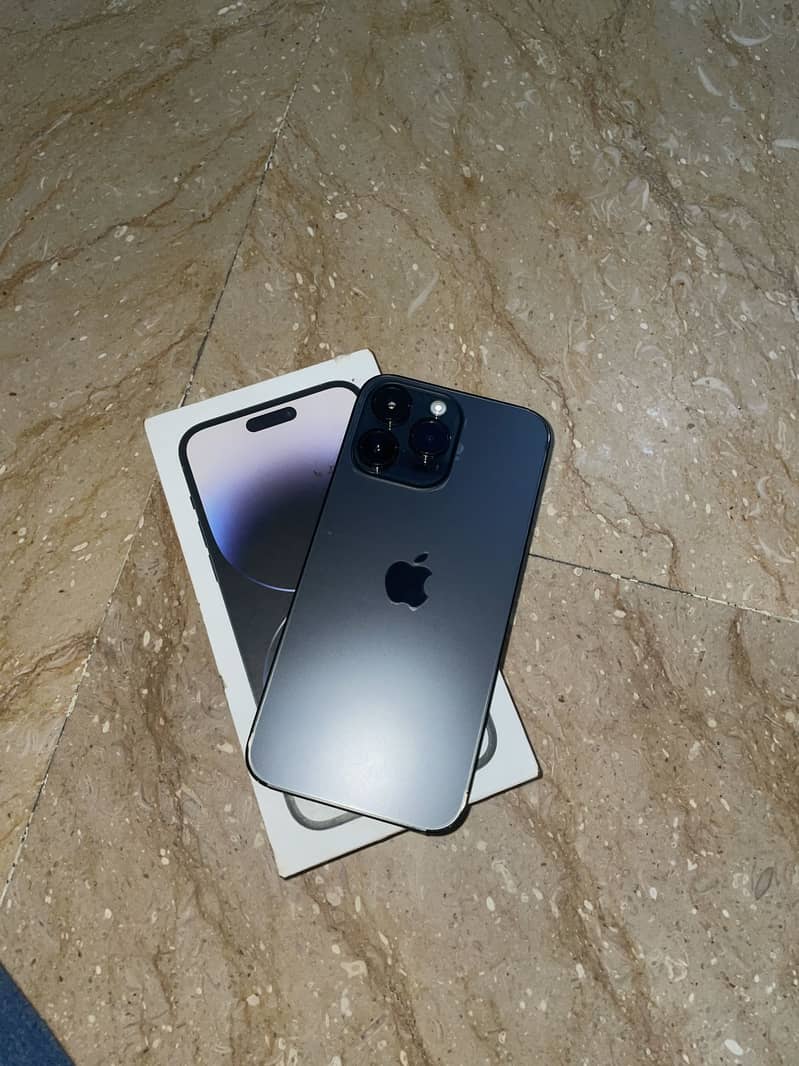 Apple iPhone 14 Pro Max 0