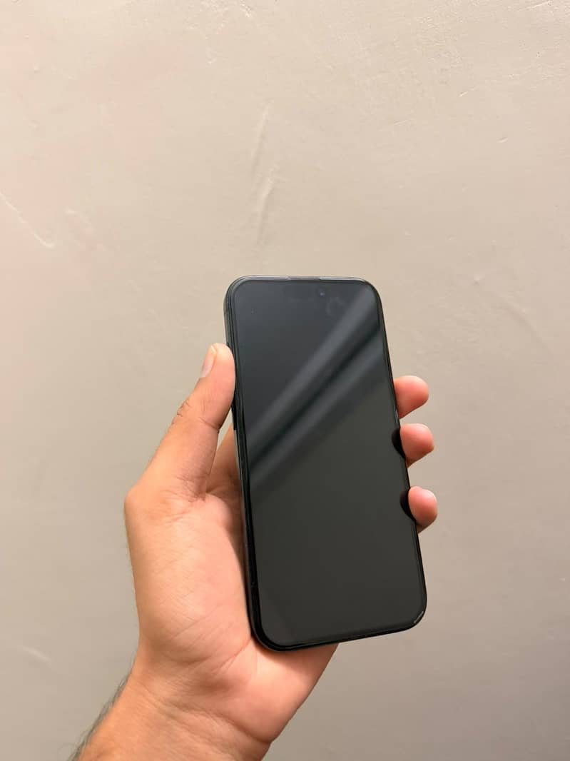 Apple iPhone 15 Pro 1