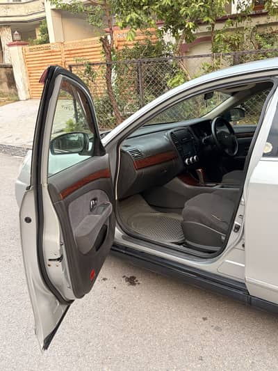 Nissan Bluebird Sylphy 2007