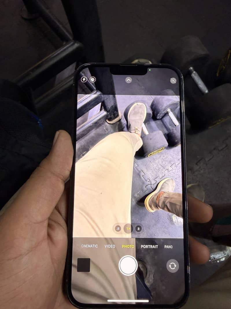 Apple iPhone 13 Pro Max 3