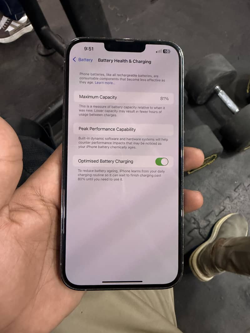 Apple iPhone 13 Pro Max 4