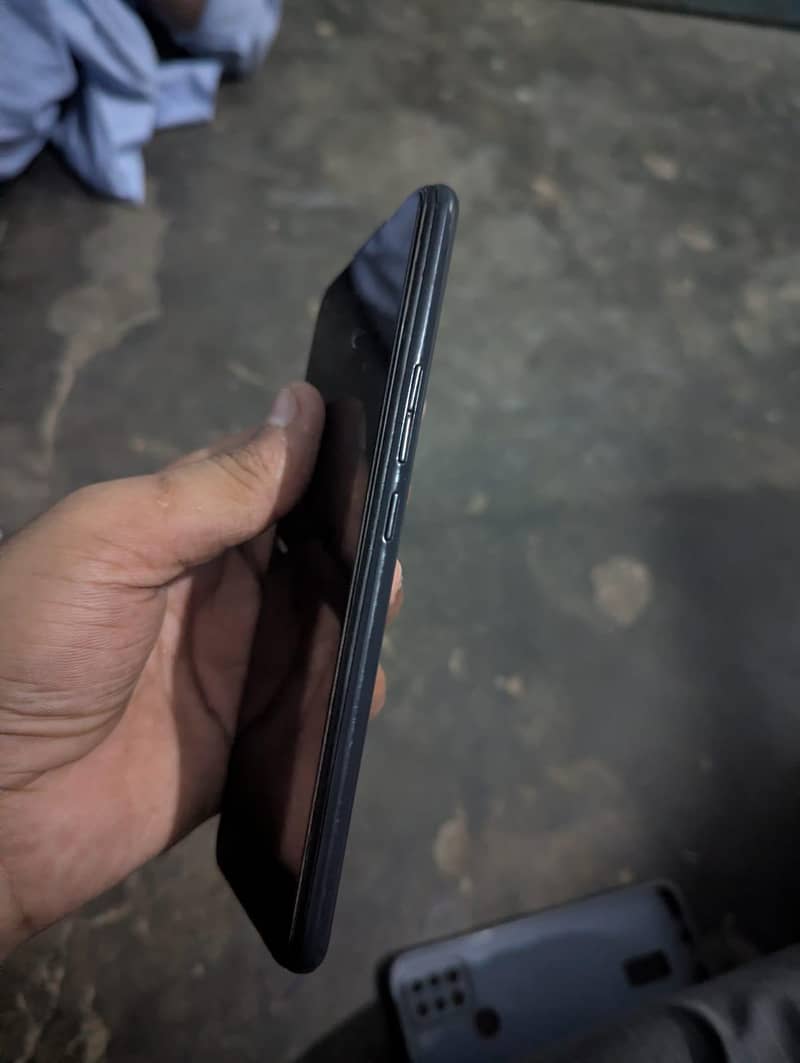 Tecno Pova 4