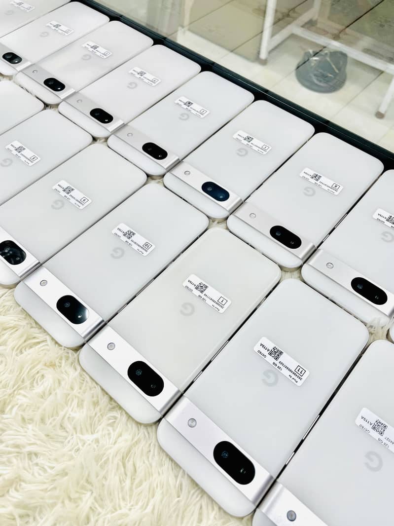 Google Pixel 8a 1