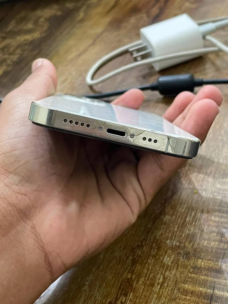 Apple iPhone 12 Pro 2
