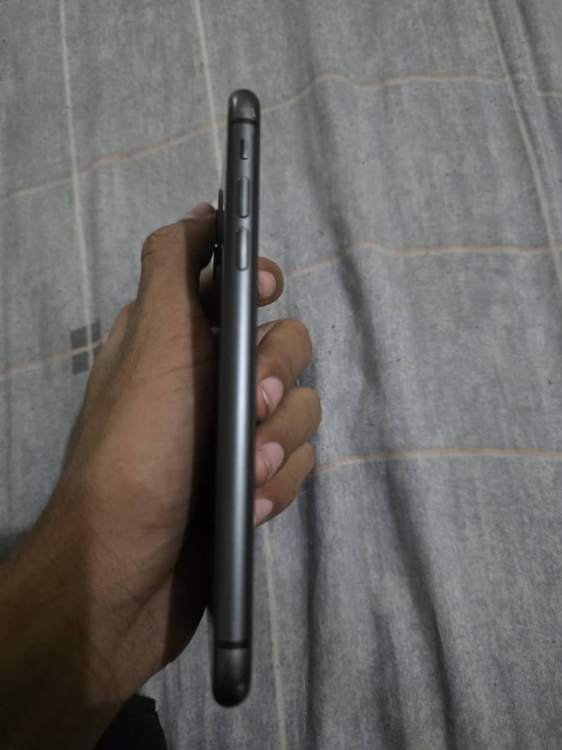 iphone 11 3