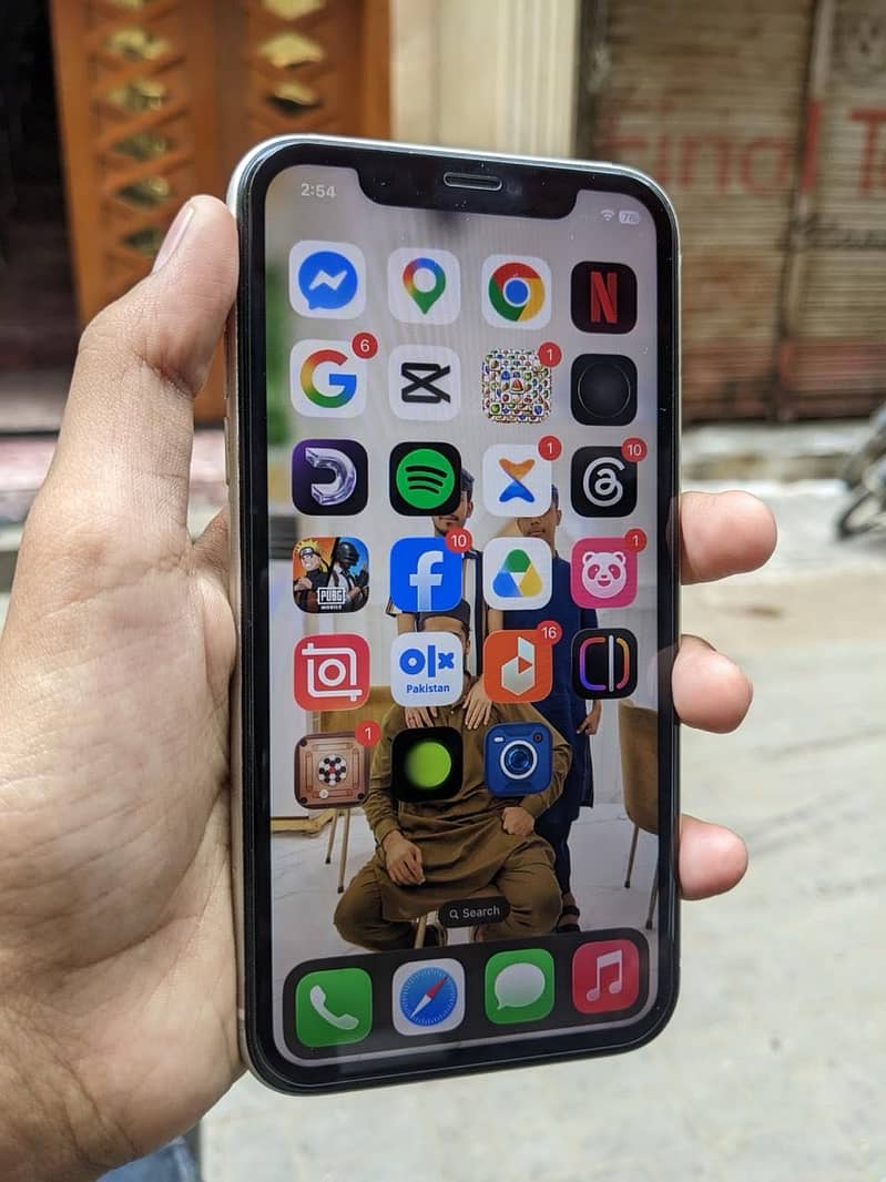Apple iPhone 11 1