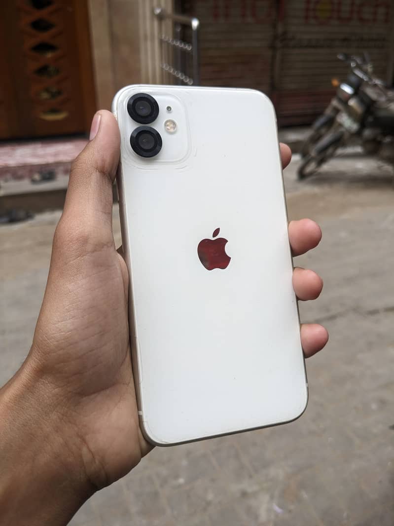 Apple iPhone 11 6