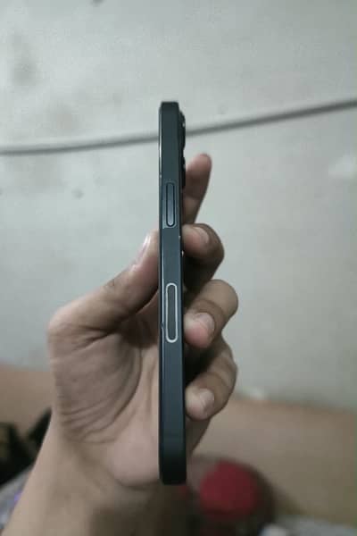 Apple iPhone 13 factory unlock