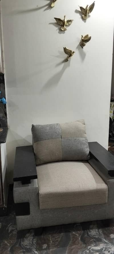 solid sofa set