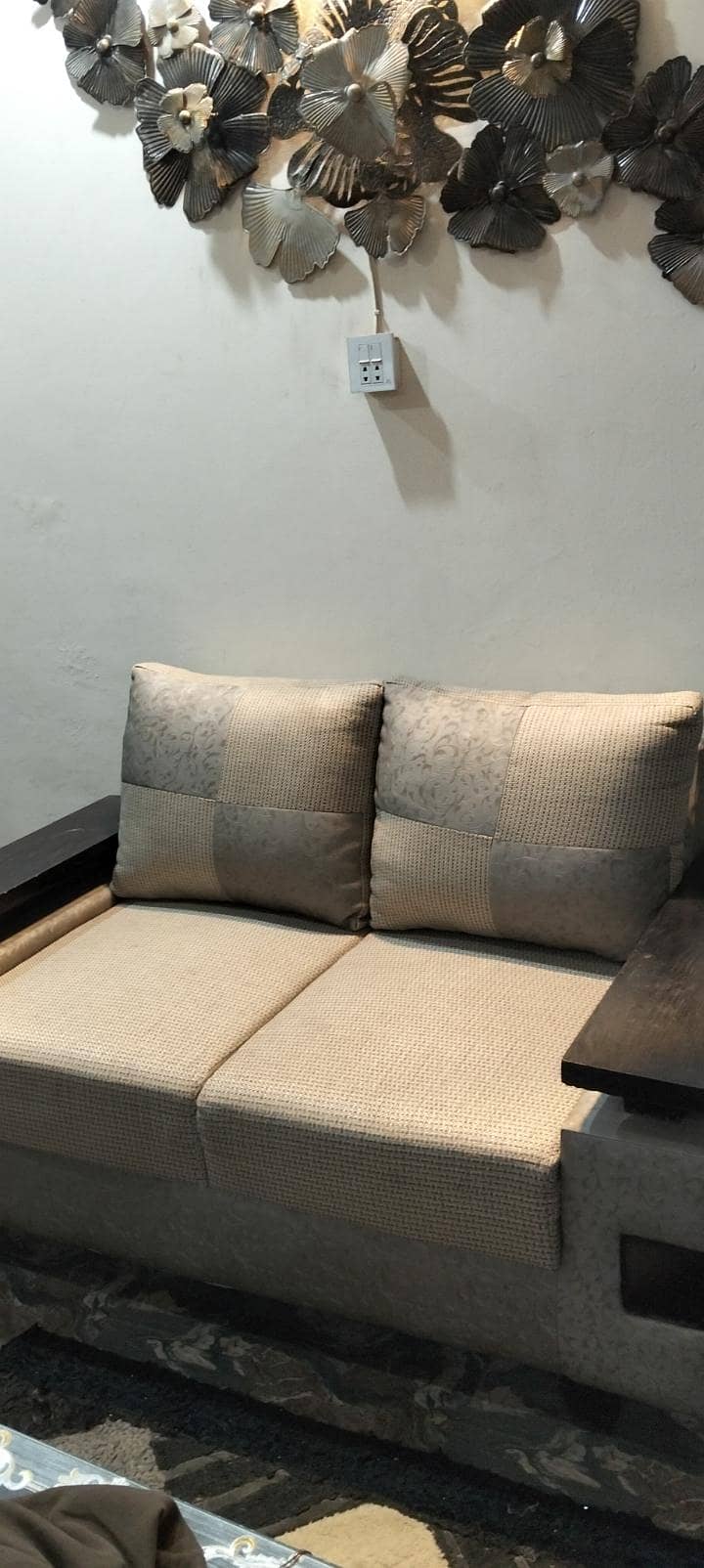 solid sofa set 1
