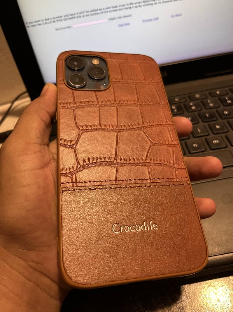 Apple iPhone 12 Pro Max 4