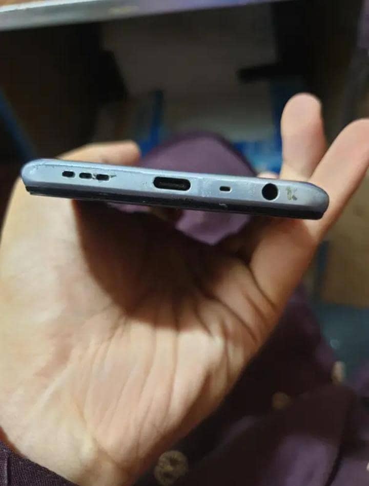 OPPO A54 4