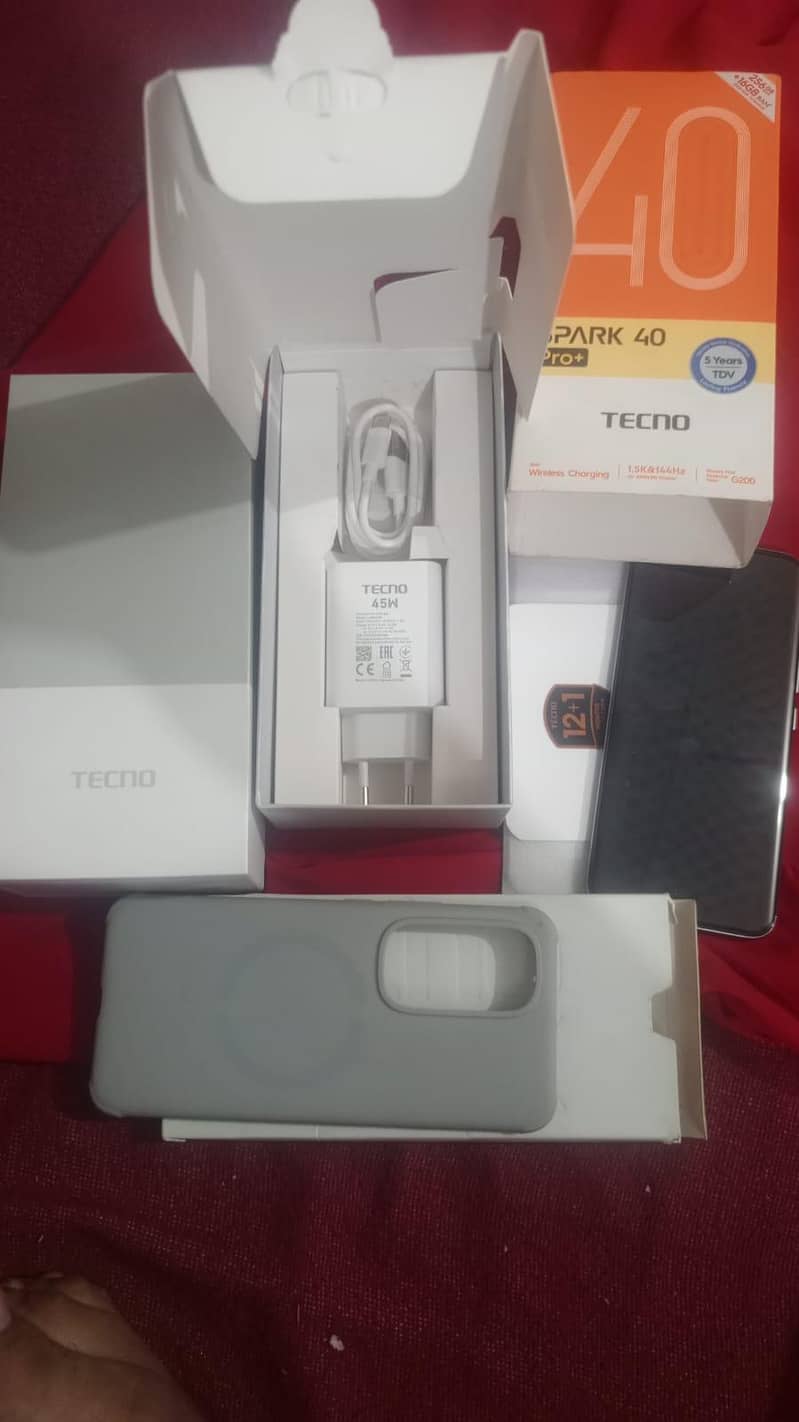 tecno spark40 pro plus 1