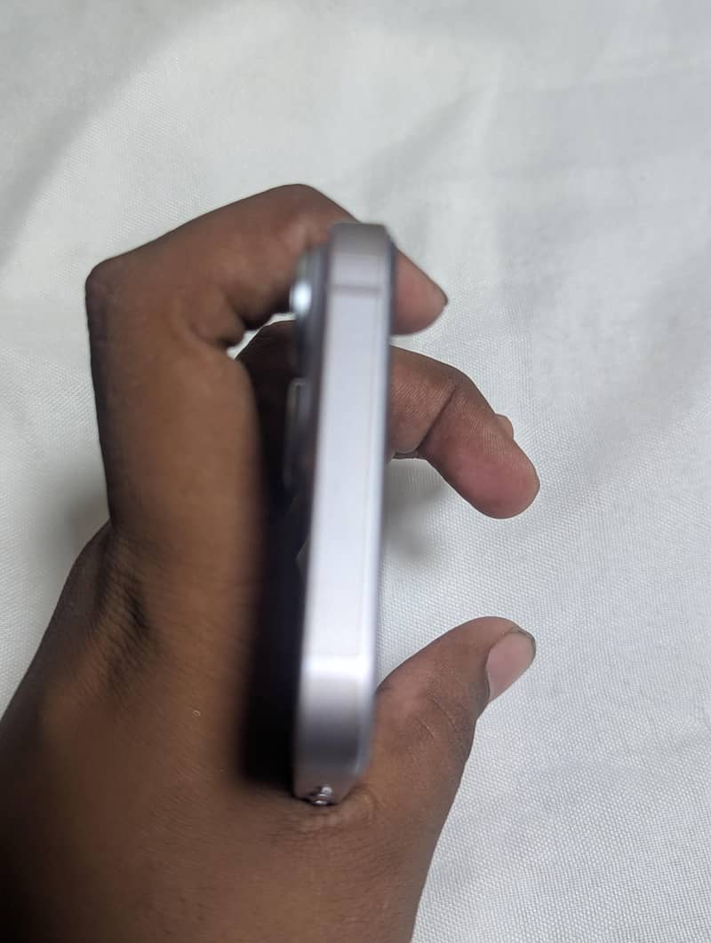 Apple iPhone 14 5