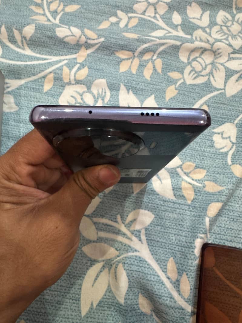 Tecno Spark 20 Pro Plus 7