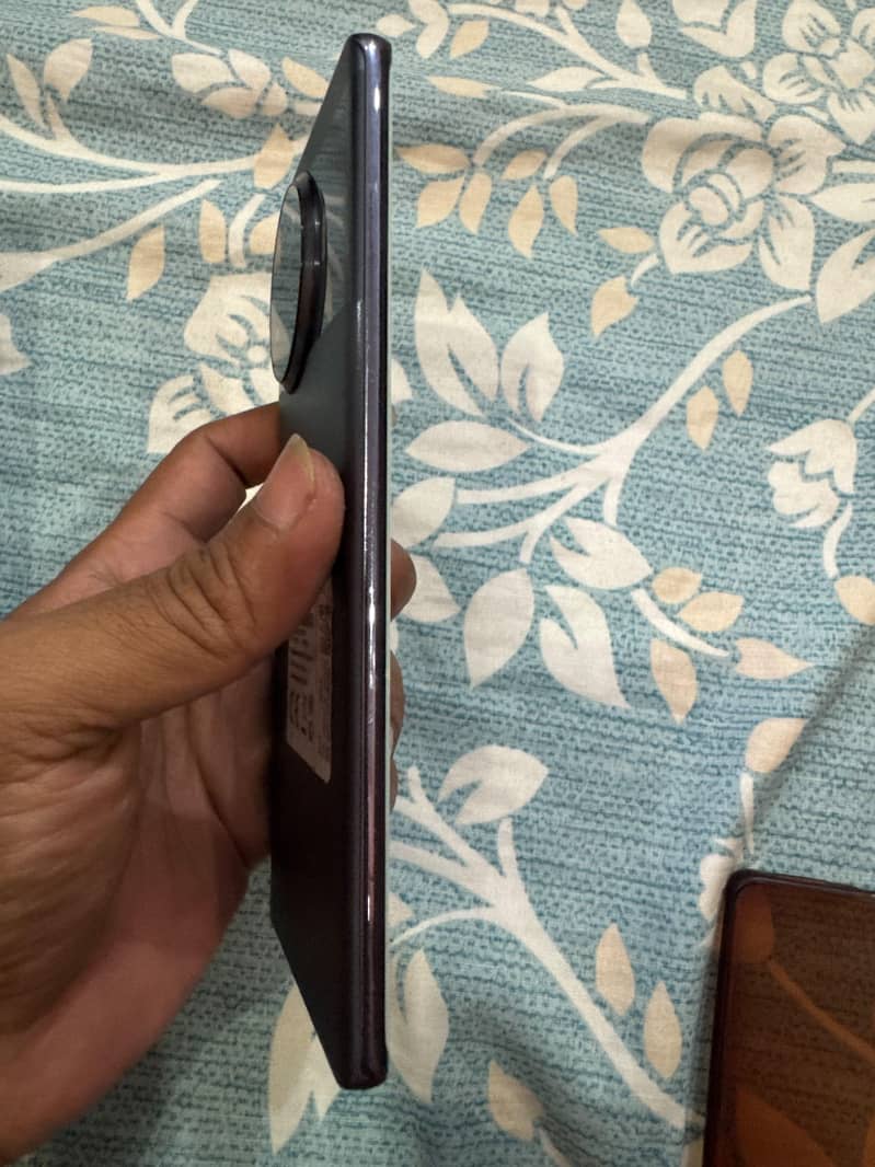 Tecno Spark 20 Pro Plus 8