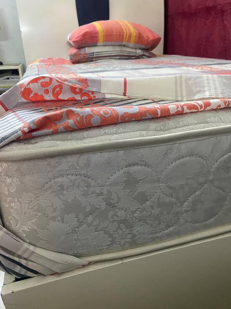 singel bed 1