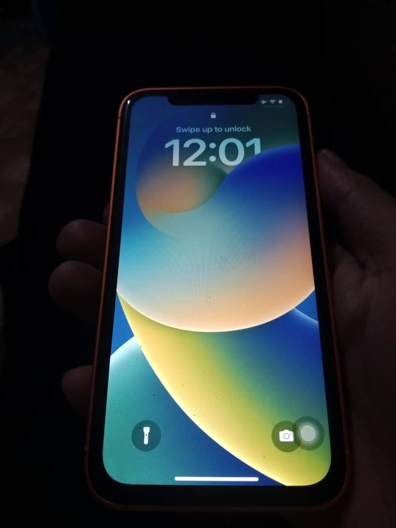 Apple iPhone XR 4