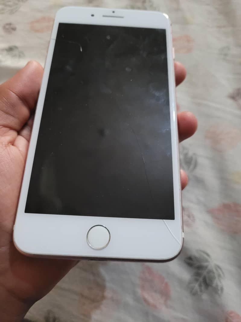 Apple iPhone 7 Plus 5
