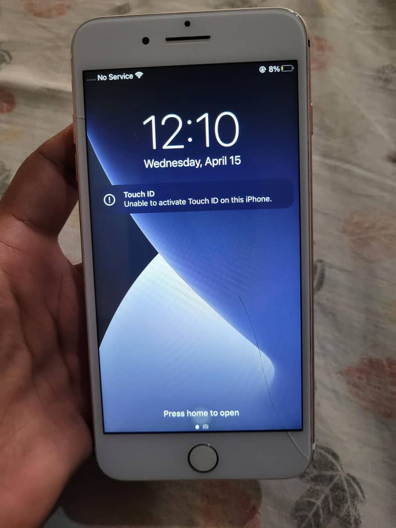 Apple iPhone 7 Plus 6