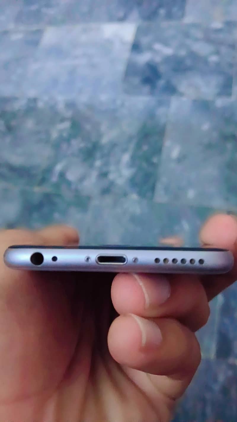 Apple iPhone 6S 3
