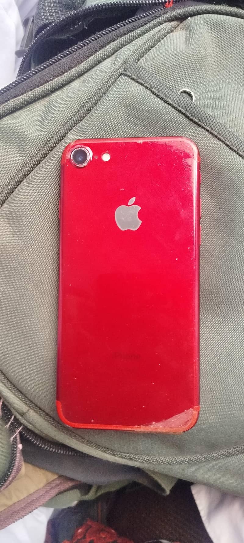 Apple iPhone 7 0