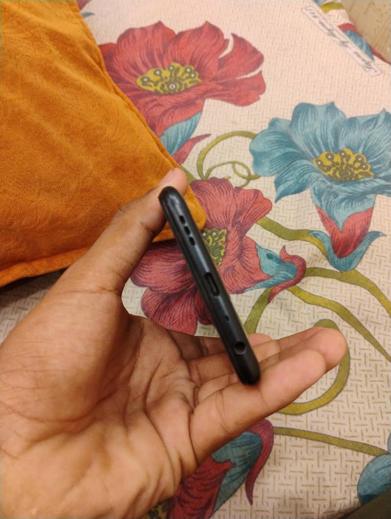Realme 9i 3