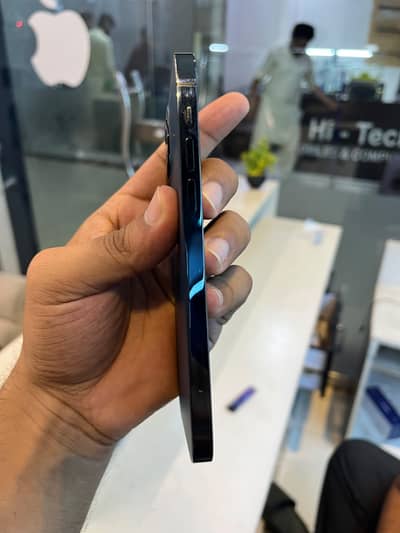 Apple iPhone 12 Pro