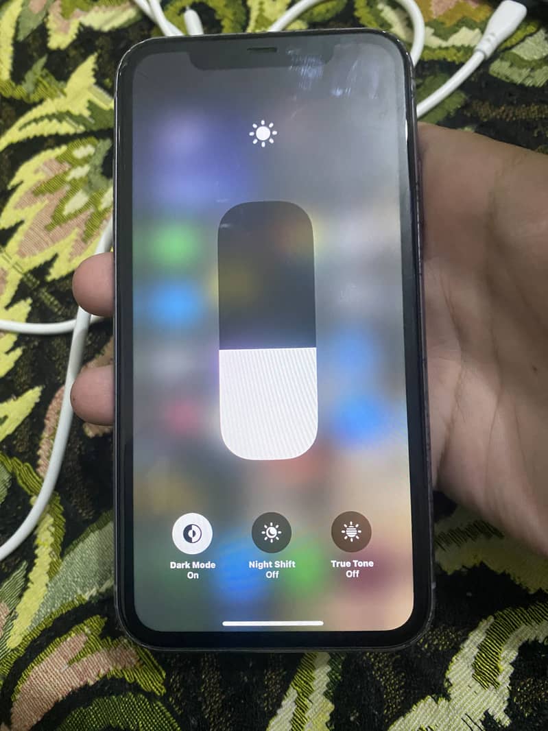Apple iPhone 11 0