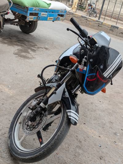 YAMAHA YBR 16