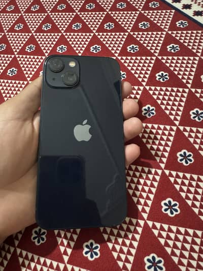 Apple iPhone 13