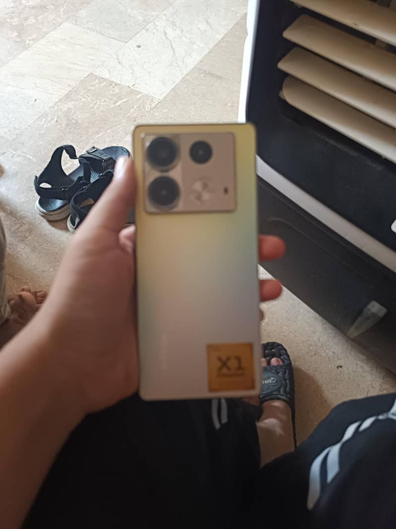 Infinix Note 40 2