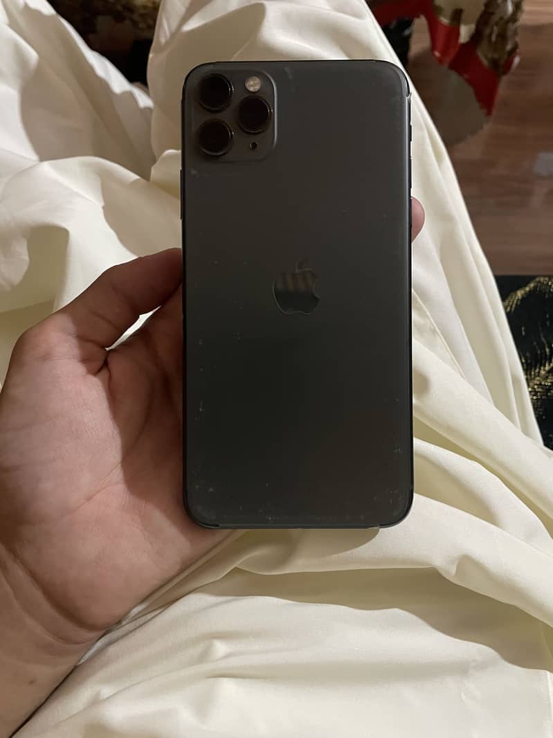 Apple iPhone 11 Pro Max 0