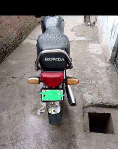 2020 model cd 70 bike