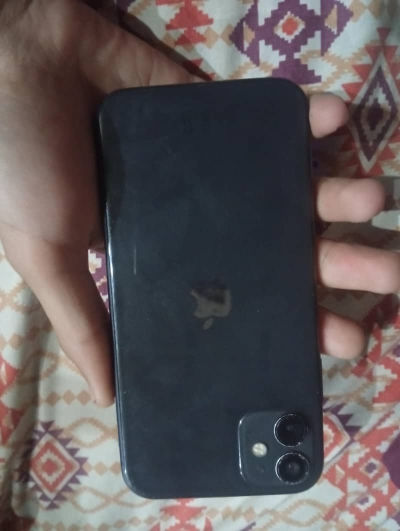 Apple iPhone 11 0