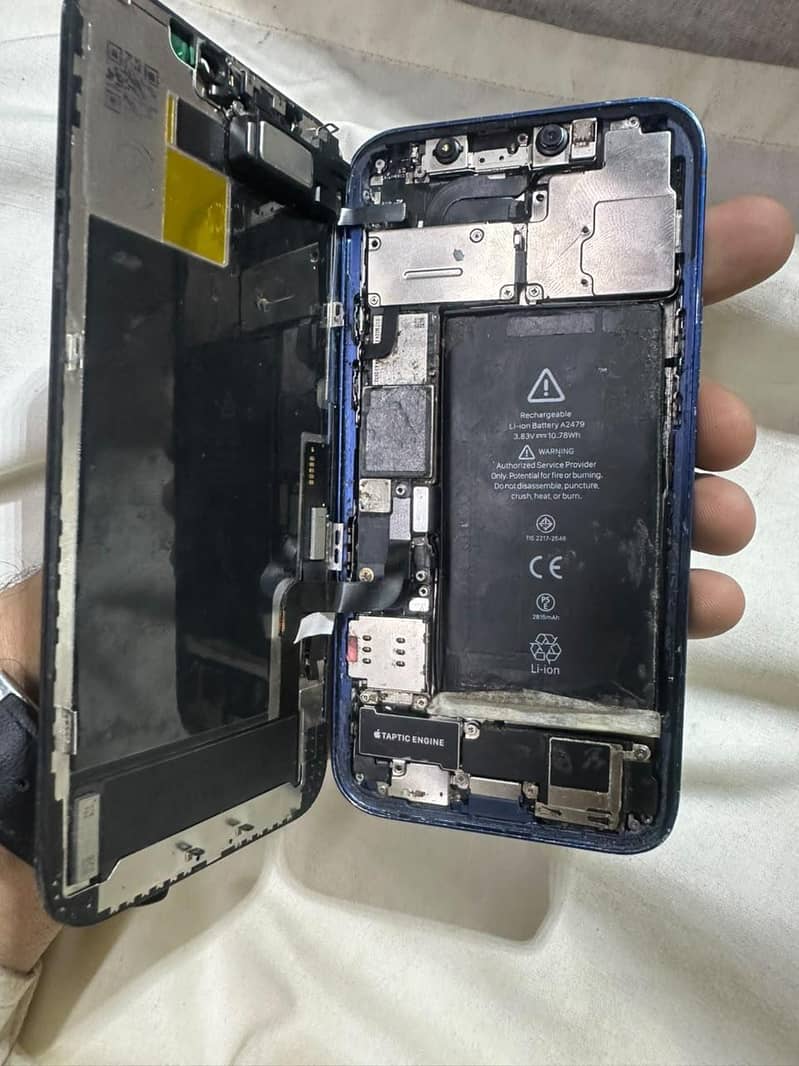 Apple iPhone 12 2