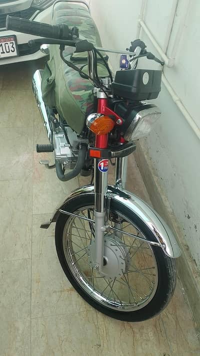 United 125