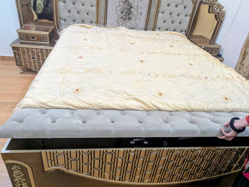 full bed set chinioti available 5