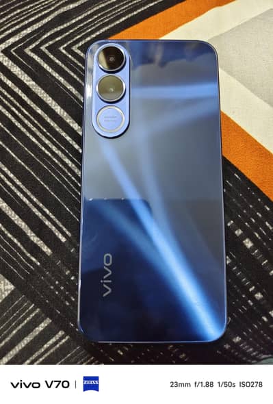 Vivo V70 FE 5G