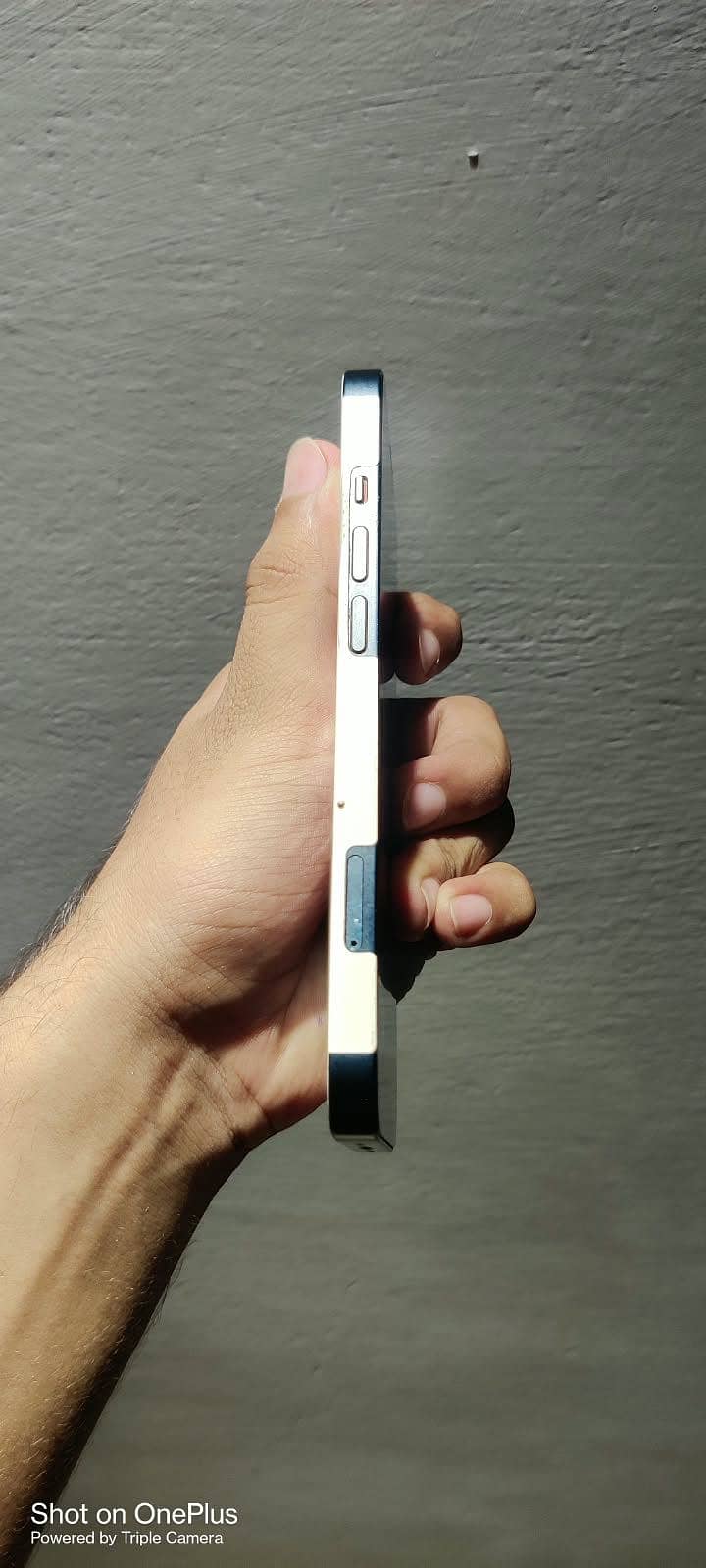 Apple iPhone 13 4