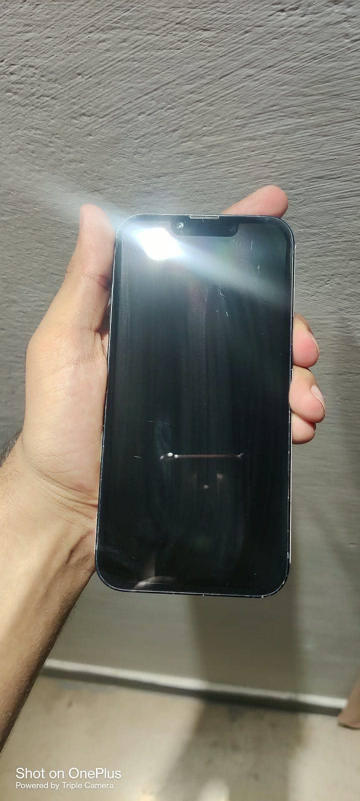 Apple iPhone 13 5