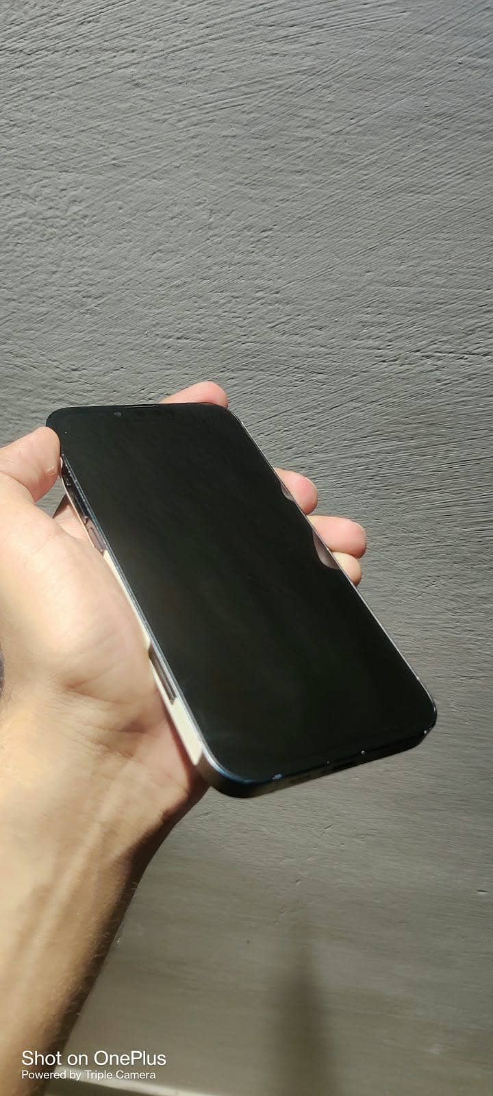 Apple iPhone 13 7