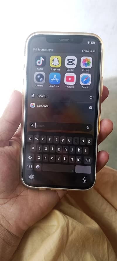 Apple iPhone 12