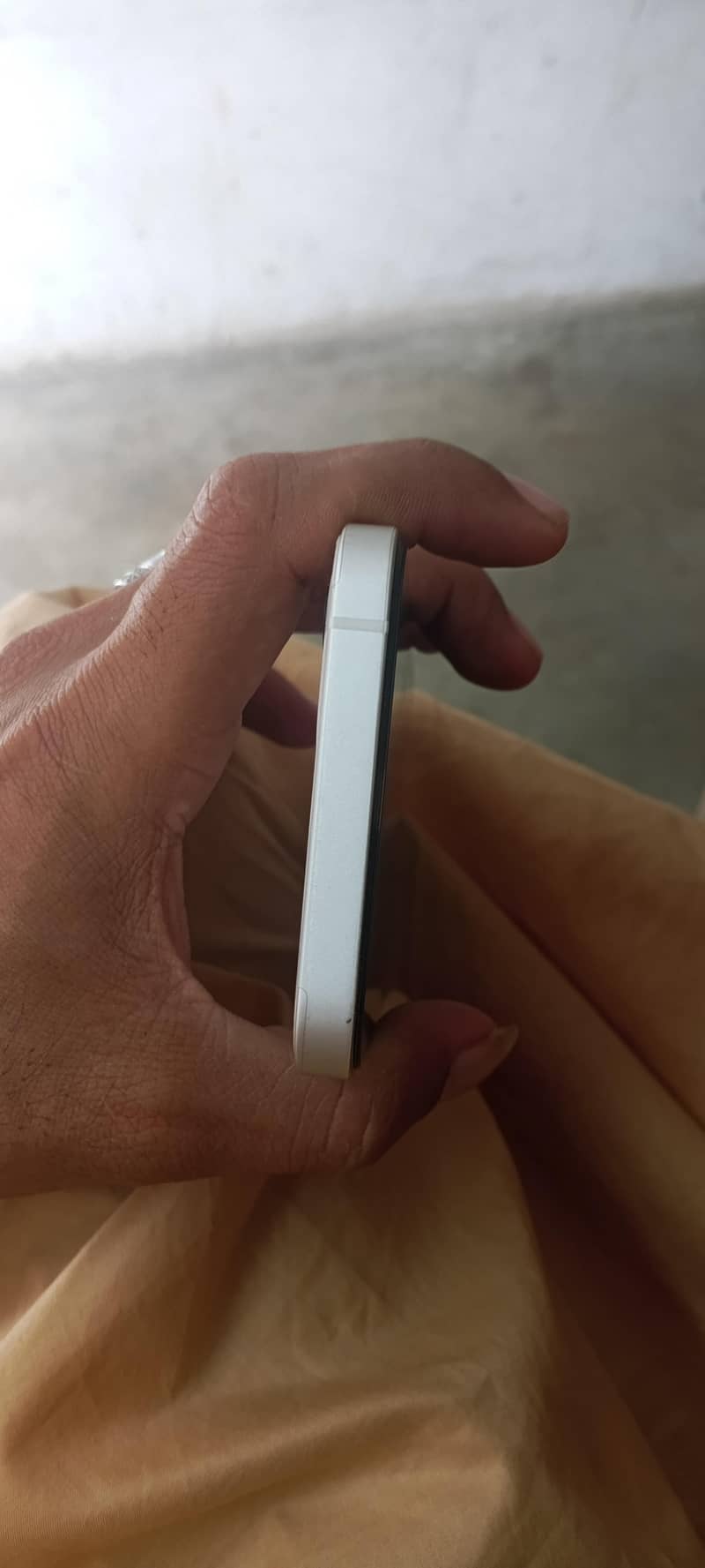 Apple iPhone 12 2